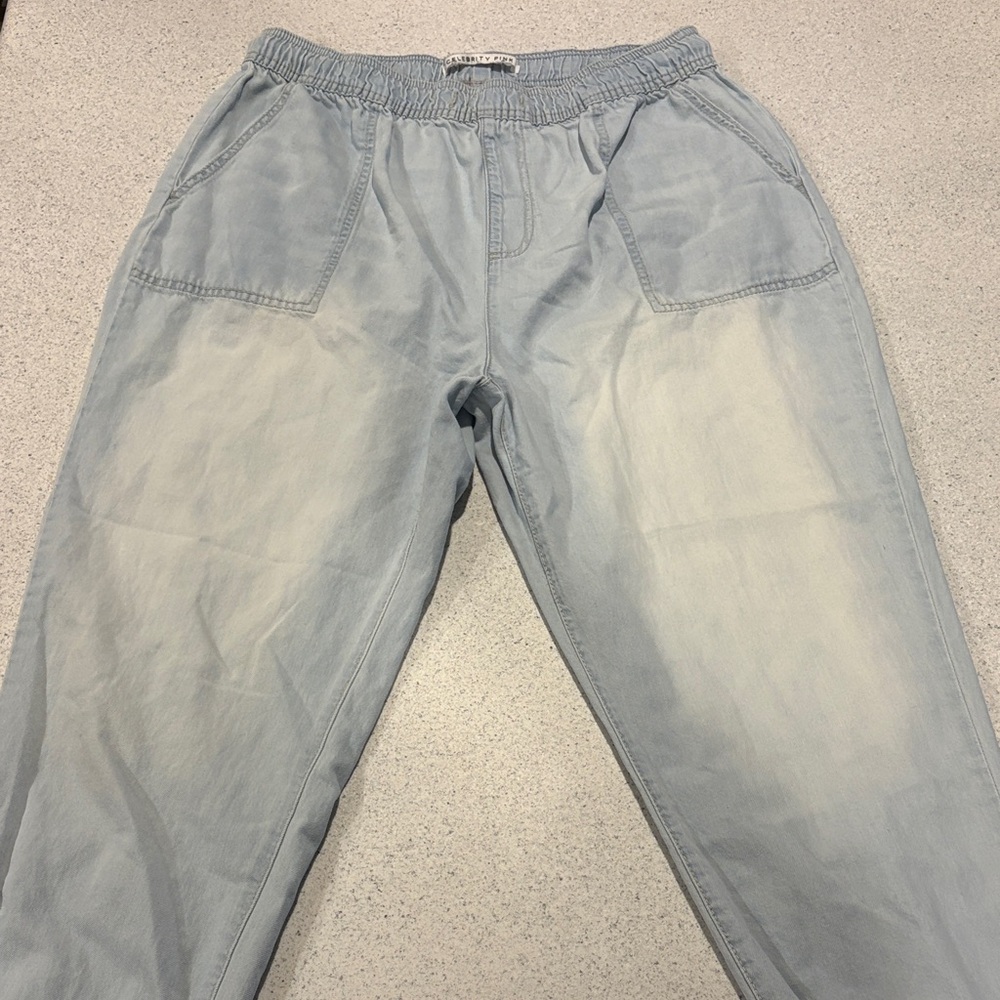 Celebrity Pink Men's Relaxed Blue Jeans